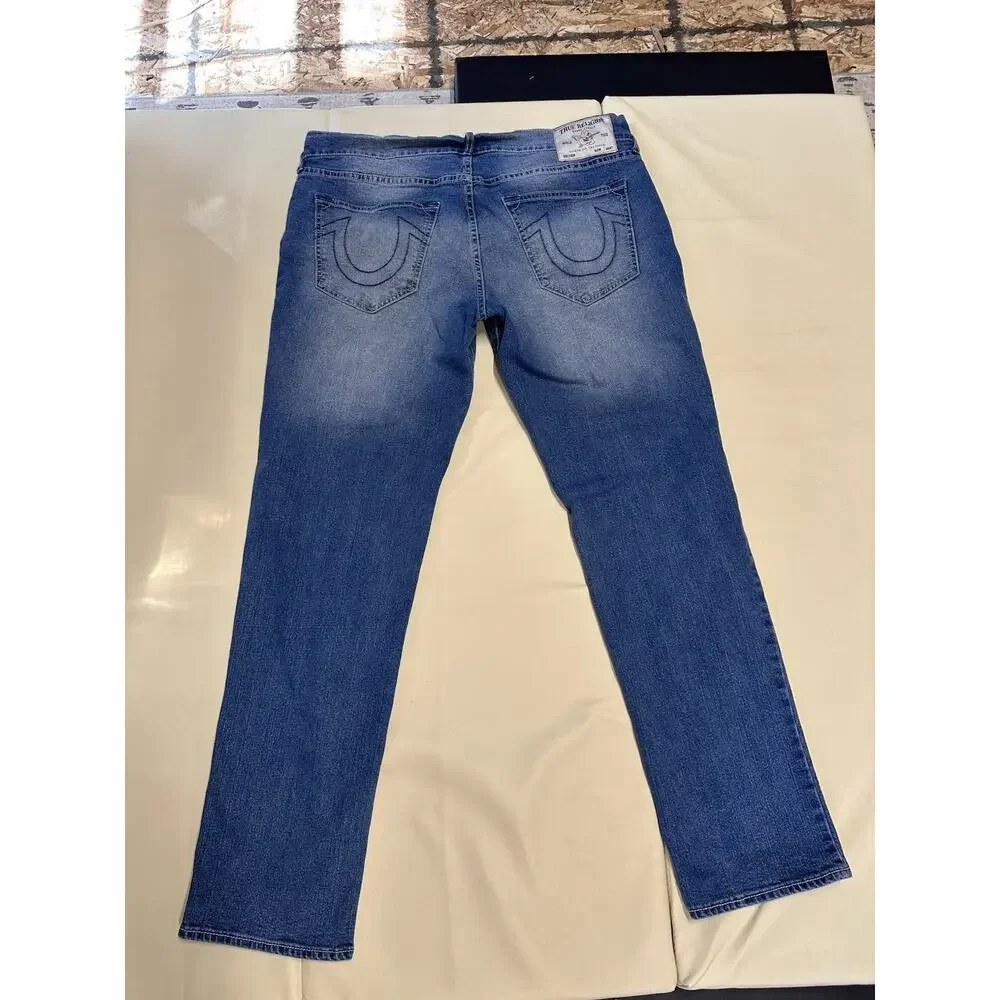 True Religion Geno Jeans Mens 36x32 Light Wash Blue Relaxed Slim Stretch Denim